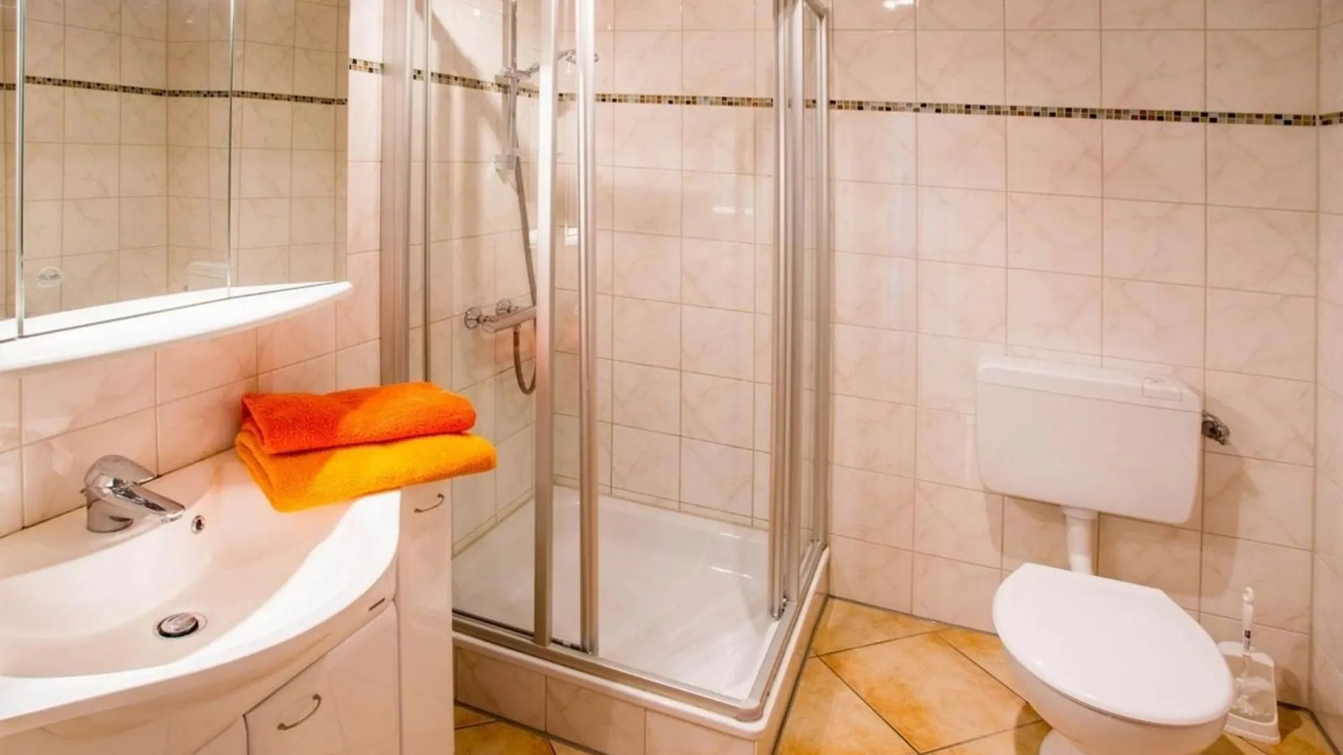 Feriehus Ferienhaus Nr 49, Kategorie Premium, Feriendorf Hochbergle, Allgaeu Karlsebene